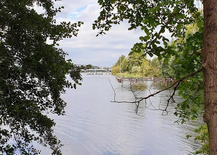 펜션 Eiswerder - Inselwohnung In Der Havel Mit Balkon