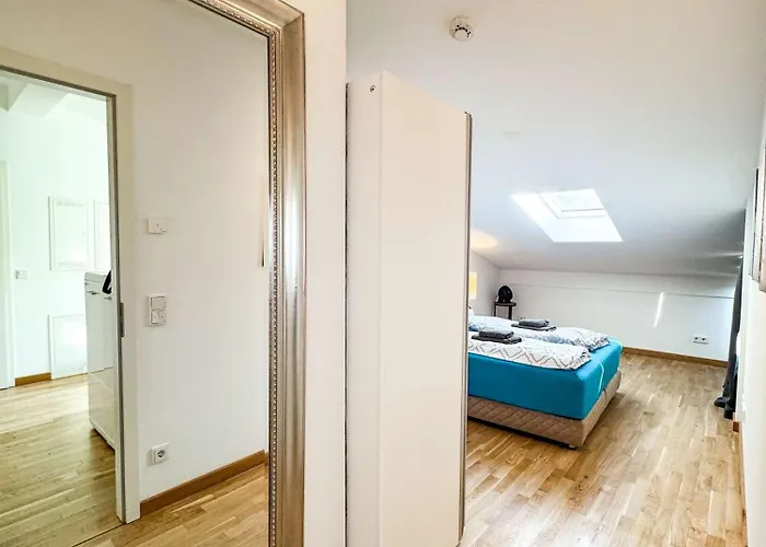 펜션 Eiswerder - Inselwohnung In Der Havel Mit Balkon 베를린