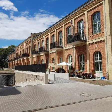 Feriehus Eiswerder - Inselwohnung In Der Havel Mit Balkon