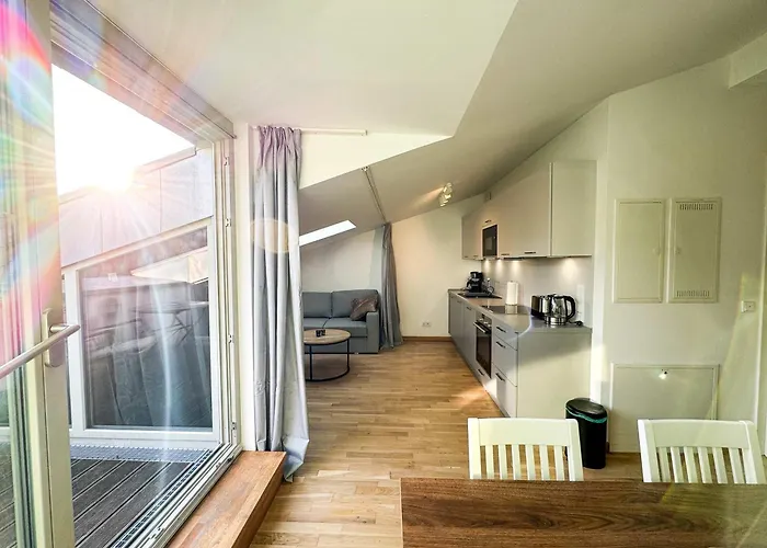 Сasa de vacaciones Eiswerder - Inselwohnung In Der Havel Mit Balkon Berlín