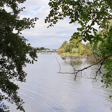 Nyaraló Eiswerder - Inselwohnung In Der Havel Mit Balkon