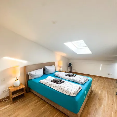 Vakantiehuis Eiswerder - Inselwohnung In Der Havel Mit Balkon Berlijn