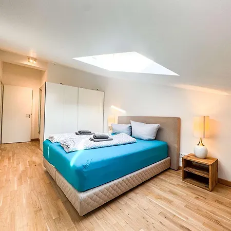Vakantiehuis Eiswerder - Inselwohnung In Der Havel Mit Balkon